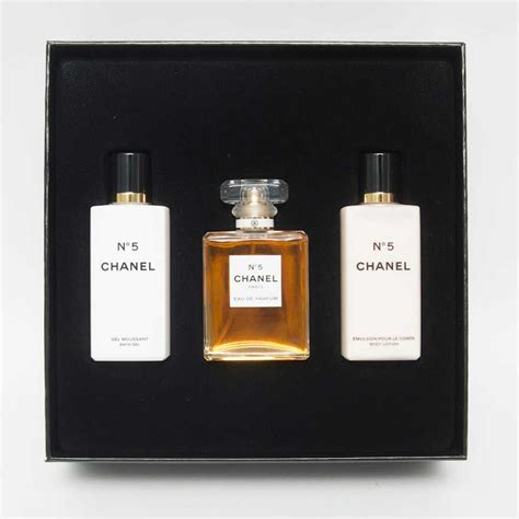 chanel london perfume box|chanel no 5 gift pack.